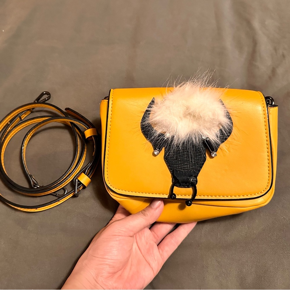 Zara basic collection crossbody bag